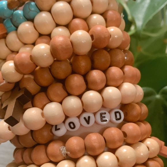 Bracelets - Picture 5 of 9